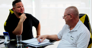 Roberto Eger, presidente do SEGRESP, visita AGSP para debater novas estratégias de comunicação