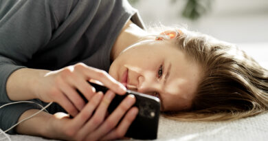 Inteligência Artificial como confidente | O risco invisível para a saúde mental dos jovens 🤖❤️ Inteligência Artificial como confidente | O risco invisível para a saúde mental dos jovens 🤖❤️